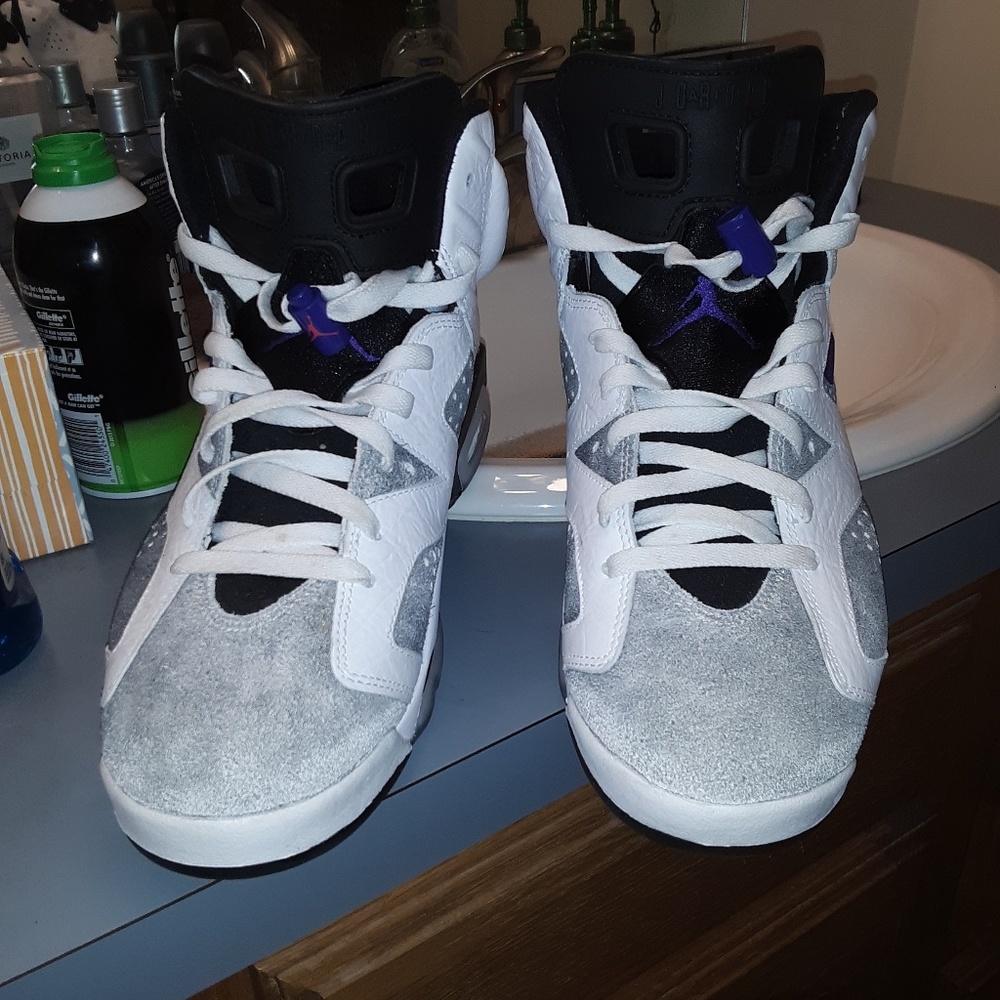 Air jordan 6's tinker's pink and purple